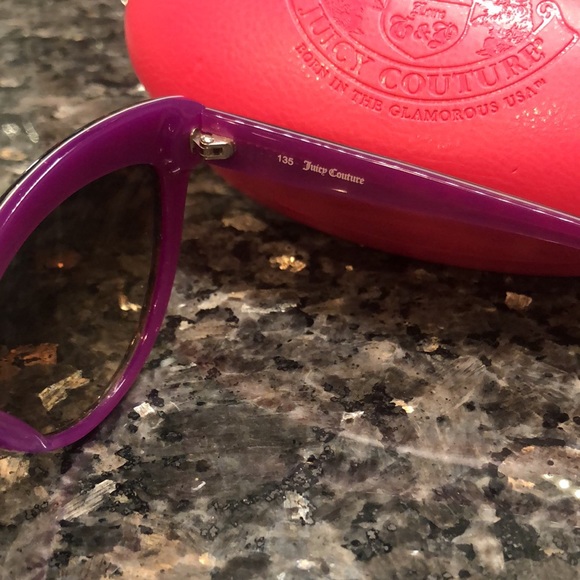 Juicy Couture Sunnies☀️ - Picture 2 of 6